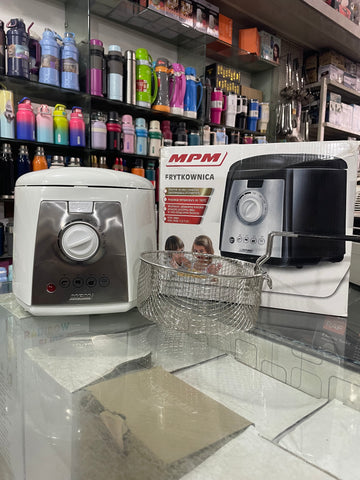 MPM MFR-07 Compact Electric Deep Fryer, 1.5L Oil Capacity, Adjustable Thermostat up to 190°C, 1200W, Non-Stick Bowl, Splash-Proof Lid